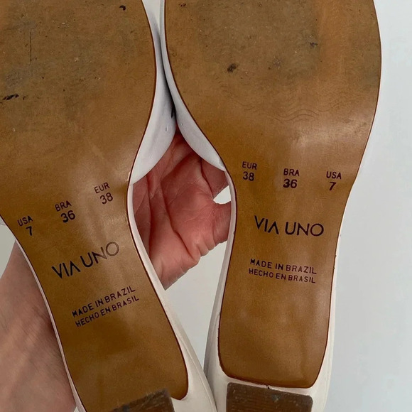 Via Uno White Cut-Out Mule Sandals Slip-On Heels Size 7 - Picture 4 of 7